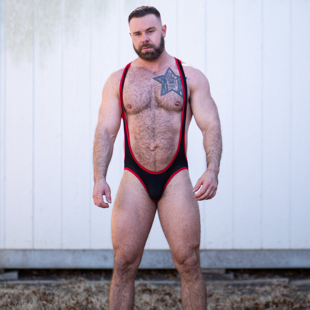 Black/Red - Bare Back